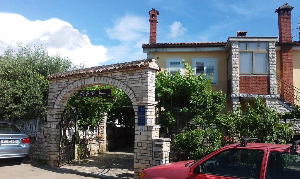Apartment Rusnjak Новиград Екстериор снимка