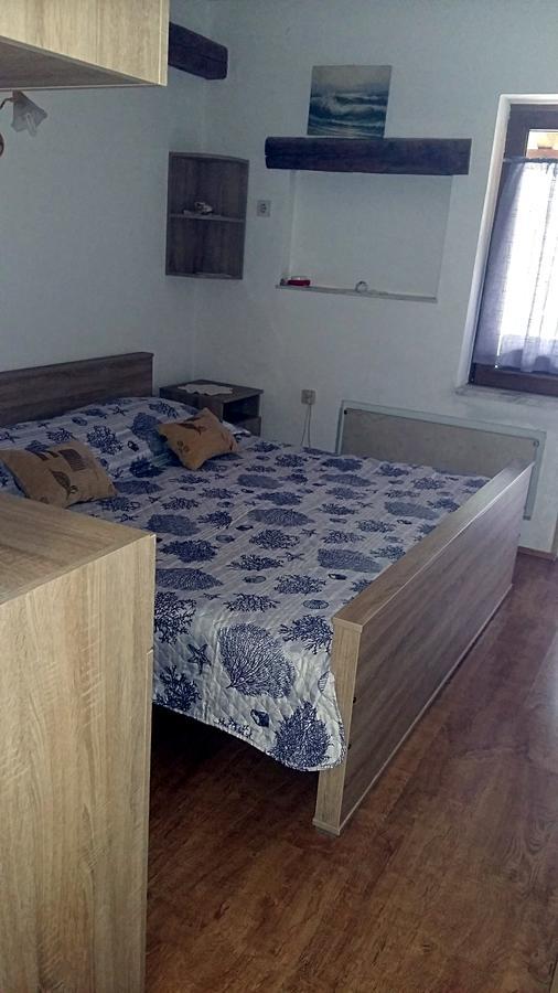 Apartment Rusnjak Новиград Екстериор снимка