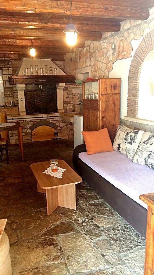 Apartment Rusnjak Новиград Екстериор снимка